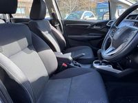 Used Honda Jazz SE 102 HP (75 kW) 2018 White Hatchback