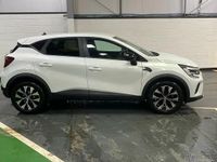 Used Renault Captur Evolution 91 HP (66 kW) 2024 White SUV
