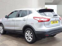 Used Nissan Qashqai Acenta 115 HP (84 kW) 2016 Silver SUV