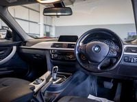 Used BMW 318 Comfort Edition 136 HP (100 kW) 2015 Black Estate