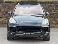Usado Porsche Cayenne 262 HP (192 kW) 2015 Preto SUV