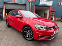 Used VW Golf VII SE 2018 Red Hatchback