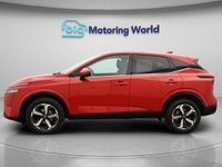 Used Nissan Qashqai N-Connecta 140 HP (102 kW) 2022 Red SUV