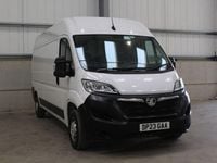 Used Vauxhall Movano 140 HP (102 kW) 2023 White