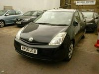 Used Toyota Prius 76 HP (55 kW) 2005 Hatchback