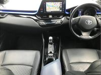 Second-hand Toyota C-HR 120 CP (88 kW) 2016 Argintiu SUV