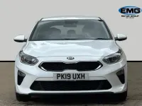 Käytetty Kia Ceed 118 HP (86 kW) 2019 Valkoinen Viistoperä