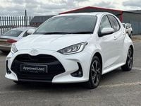 Used Toyota Yaris Hybrid Design 2025 White Hatchback