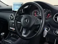 Used Mercedes A160 Executive 102 HP (75 kW) 2017 White Hatchback