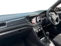 Used VW T-Roc R-line 150 HP (110 kW) 2018 Red SUV