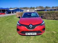 Używany Renault Clio V Evolution 88 KM (64 kW) 2023 Czerwony Hatchback