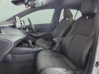 Used Toyota Corolla Design 140 HP (102 kW) 2023 Silver Hatchback