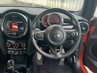 Used Mini Cooper Hatch 134 HP (98 kW) 2019 Orange Hatchback