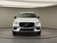 Usado Volvo XC60 R-Design Pro 235 HP (172 kW) 2020 Prateado SUV