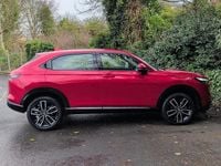 Used Honda HR-V Advance 131 HP (96 kW) 2024 Premium crystal red SUV