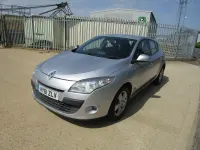 Used Renault Mégane III Dynamique 110 HP (80 kW) 2011 Silver Hatchback