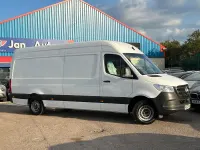 Używany Mercedes Sprinter Progressive 2023 Biały Van