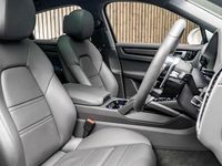 Used Porsche Cayenne 340 HP (250 kW) 2019 White SUV