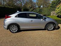 Begagnad Honda Civic EX 142 HK (104 kW) 2014 Silver Halvkombi
