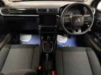 Usado Citroën C3 PureTech 110 HP (80 kW) 2024 Cinzento Citadino