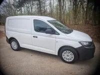 Usado VW Caddy 102 HP (75 kW) 2024 Branco Monovolume