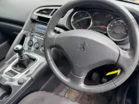 Used Peugeot 3008 Active 112 HP (82 kW) 2012 Red Estate