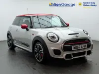 Begagnad Mini John Cooper Works Hatch 2018 Silver Halvkombi