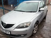 Usado Mazda 3 105 HP (77 kW) 2007 Prateado Citadino