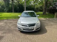 Second-hand Vauxhall Astra Design Edition 2008 Argintiu Hatchback