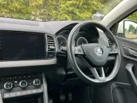 Used Skoda Karoq SE L 116 HP (85 kW) 2018 Candy white SUV