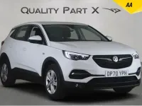 Used Vauxhall Grandland X Business Edition 130 HP (95 kW) 2020 White SUV