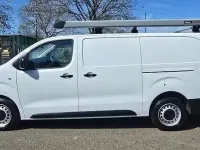 Begagnad Citroën Dispatch 2024 Vit Minibuss