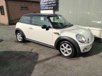 Usado Mini Cooper Hatch 2010 Blanco Utilitario