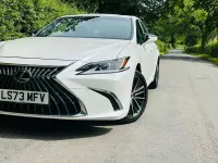 Used Lexus ES300H 2023 White Sedan