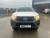 Usado Toyota HiLux Active 150 HP (110 kW) 2019 Branco Pickup