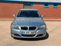 Used BMW 318 2009 Blue Sedan
