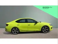 Used Skoda Octavia vRS 265 HP (194 kW) 2025 Green Hatchback