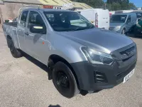 Used Isuzu D-Max 164 HP (120 kW) 2018 Silver Pickup
