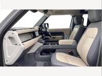 Used Land Rover Defender SE Dynamic 250 HP (183 kW) 2022 Silver SUV