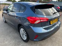 Used Ford Focus Titanium 85 HP (62 kW) 2021 Blue Hatchback