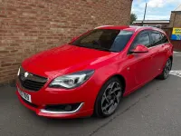 Used Vauxhall Insignia SRi 163 HP (119 kW) 2015 Red Estate