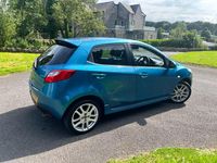 Usado Mazda 2 2013 Azul Citadino