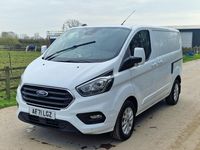 Used Ford Transit Custom Limited 185 HP (136 kW) 2021 White Van