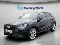 Begagnad Audi Q2 Black Edition 148 HK (108 kW) 2021 Blå SUV