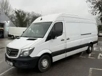 Używany Mercedes Sprinter 140 KM (102 kW) 2017 Biały Van