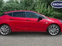 Used Vauxhall Astra Edition 145 HP (106 kW) 2021 Red Hatchback