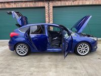 Used Ford Focus Zetec 120 HP (88 kW) 2016 Blue Hatchback