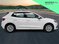 Used Skoda Fabia Comfort 59 HP (43 kW) 2023 Candy white Hatchback