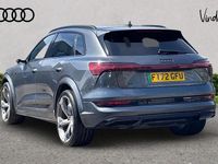 Usado Audi e-tron Advanced 369 kW (503 CV) 2023 Gris SUV