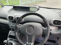 used Citroën C3 Picasso 1.6 HDi Exclusive